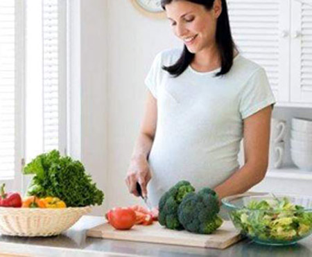 3 tháng đầu mang thai nên ăn gì ? 1