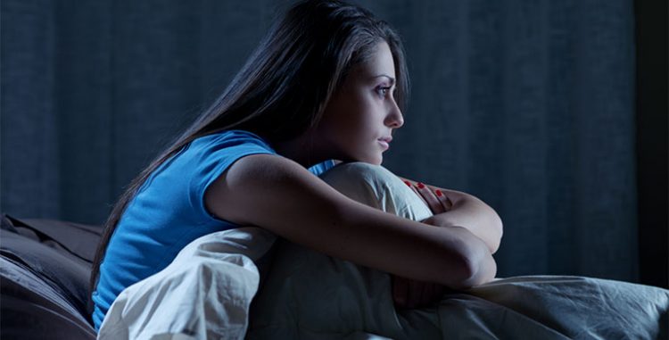 Trào ngược dạ dày gây mất ngủ về đêm phải làm sao để khắc phục? 1